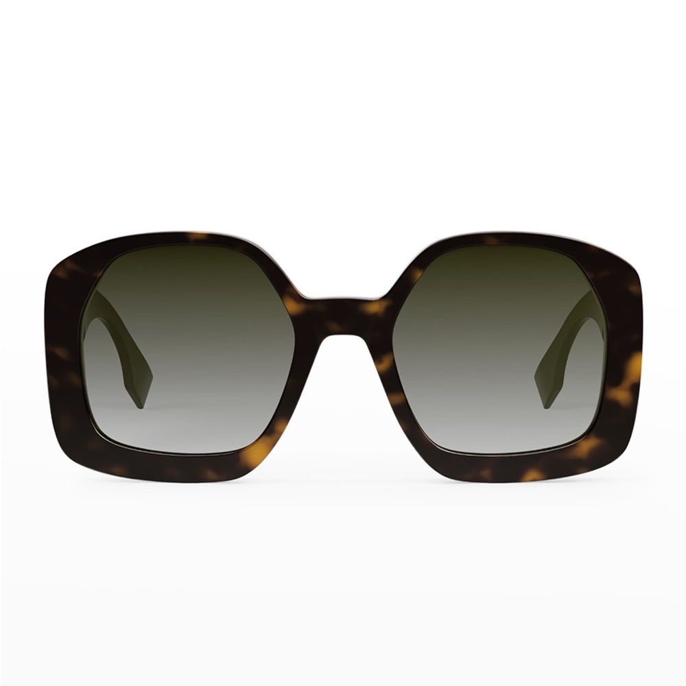 Oversized shades with gold medal sides
